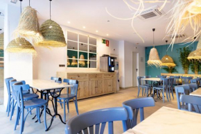  Yomo Hostal BCN Port  Барселона